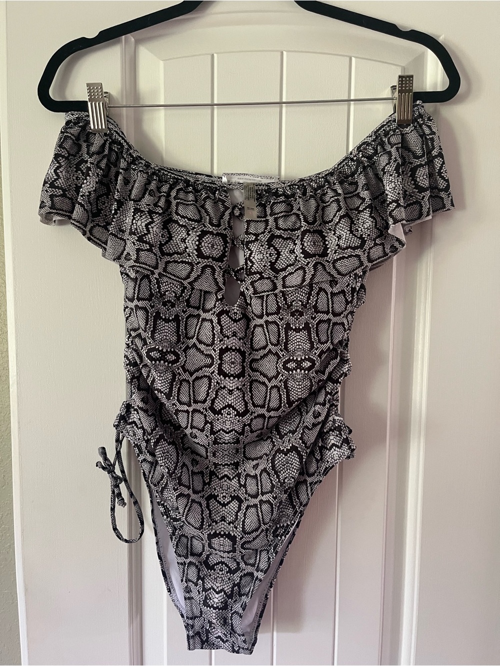 Boutique Off-Shoulder One-Piece Swimsuit in Snake Print - Size Large